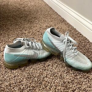 Nike Air VaporMax Flyknit Sneakers